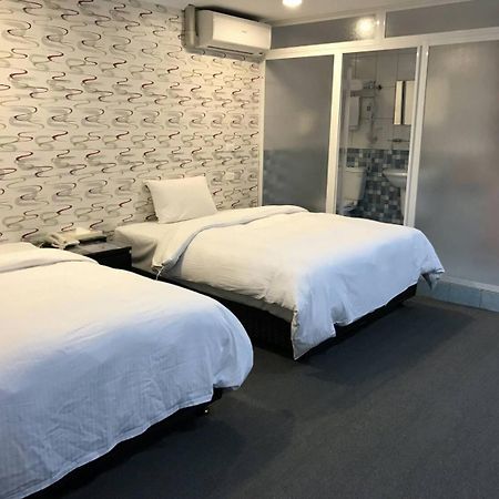 Chang Ti Metropolis Commercial Hotel Zhongli Luaran gambar