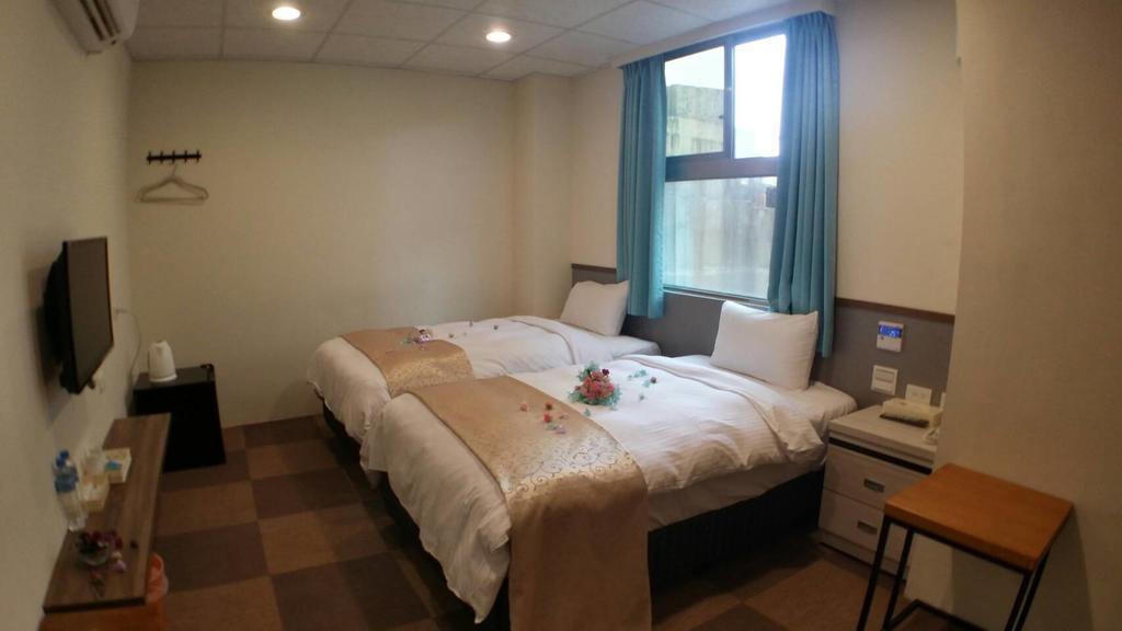 Chang Ti Metropolis Commercial Hotel Zhongli Luaran gambar