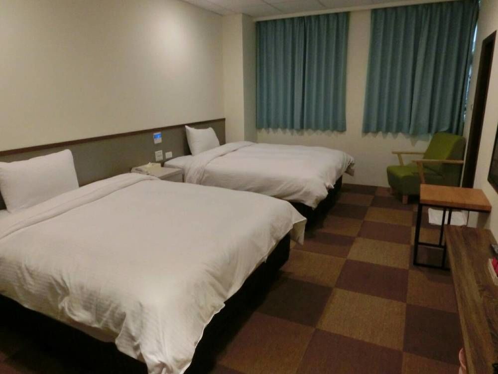 Chang Ti Metropolis Commercial Hotel Zhongli Luaran gambar