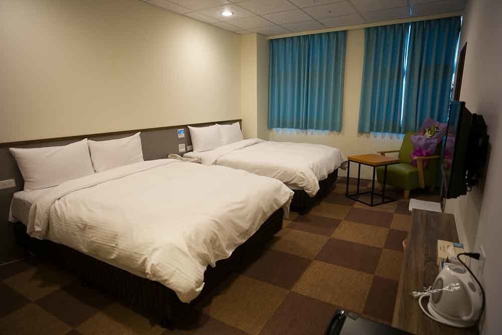 Chang Ti Metropolis Commercial Hotel Zhongli Luaran gambar