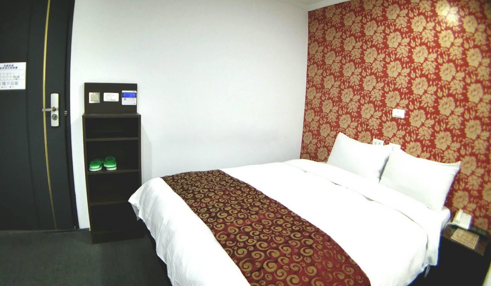 Chang Ti Metropolis Commercial Hotel Zhongli Luaran gambar