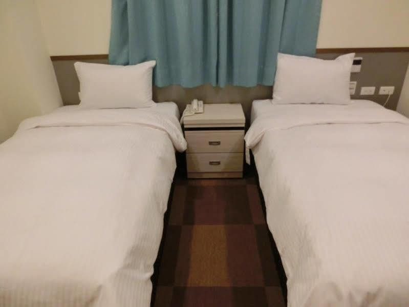 Chang Ti Metropolis Commercial Hotel Zhongli Luaran gambar